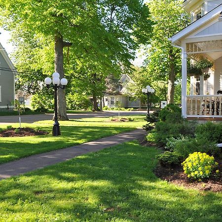Summerside Inn Bed And Breakfast Exterior photo