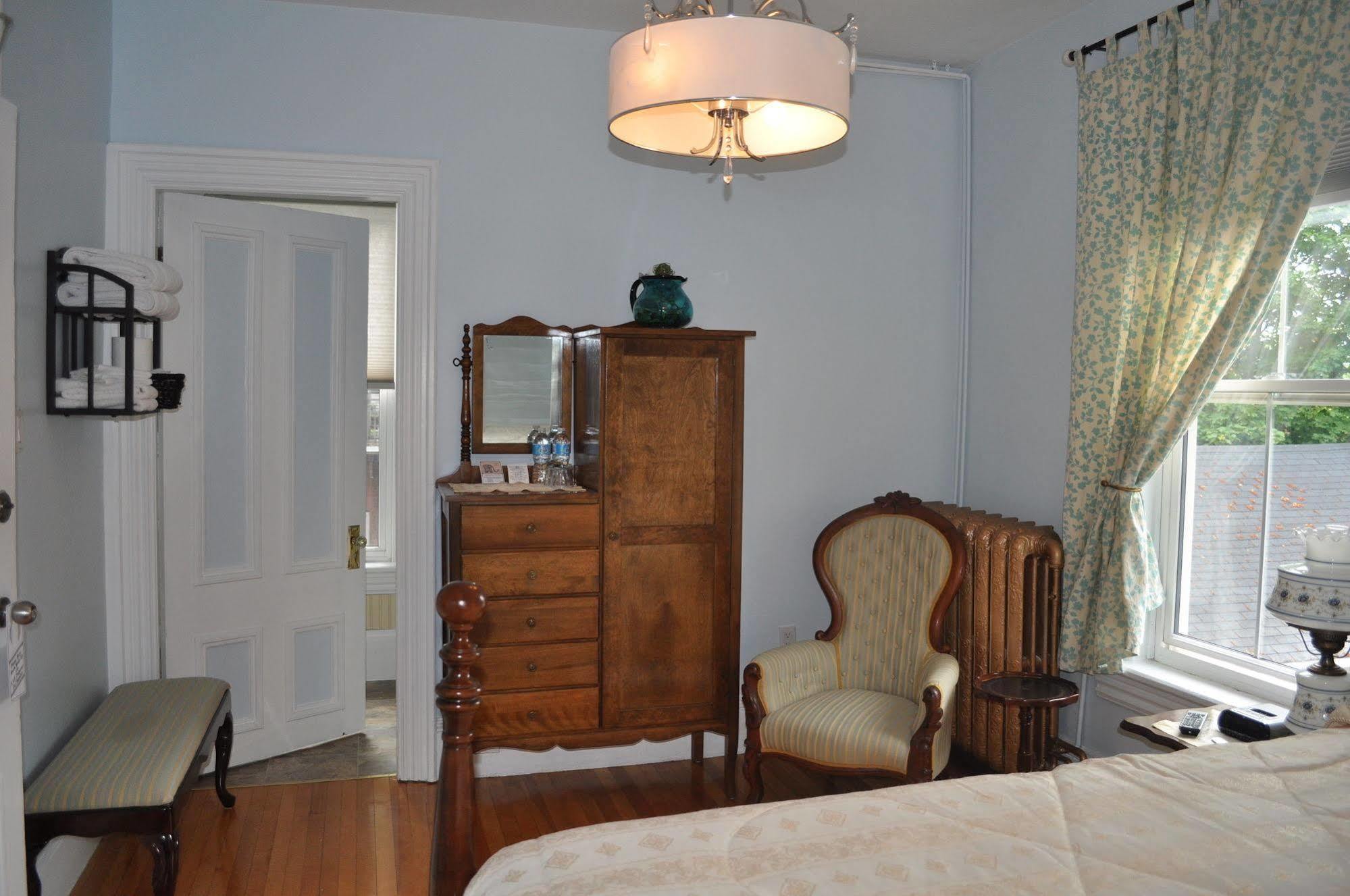 Summerside Inn Bed And Breakfast Exterior photo